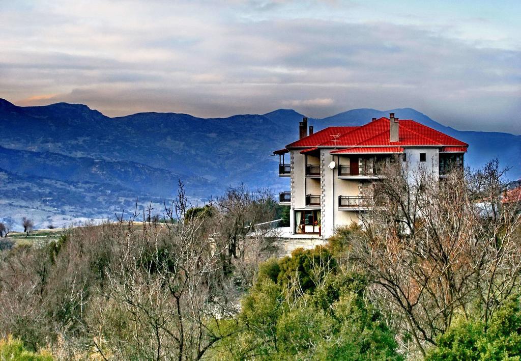 Aiora Guesthouse Vytina Exterior photo